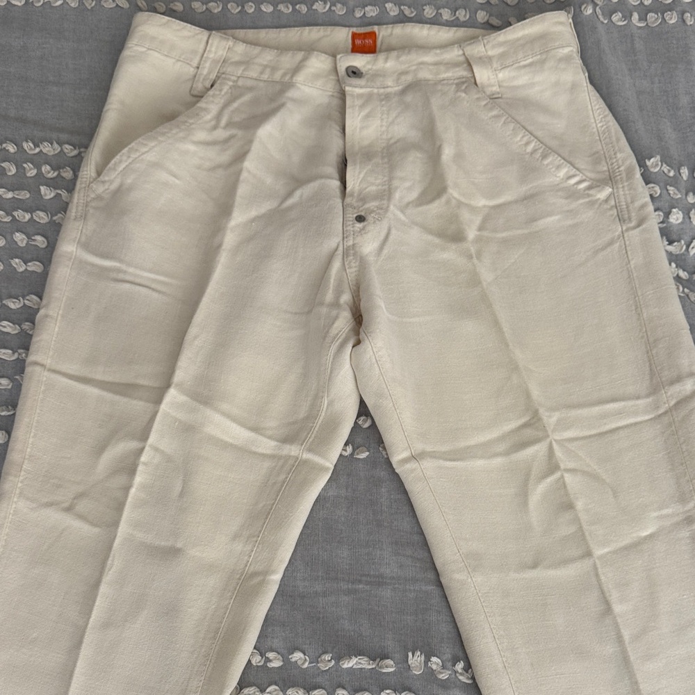 Hugo Boss Men's Khaki Chinos
